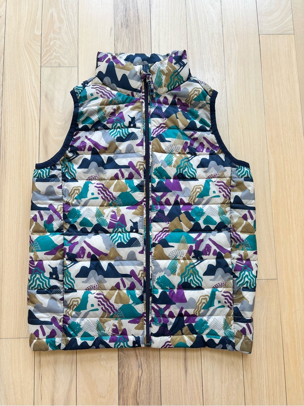 Amazon Essentials Quilted Mountain-Print Vest - Teal, Purple, Navy, Cream, Tan